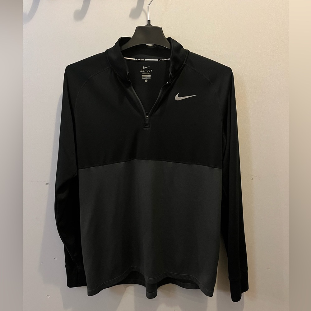 Nike Pullover